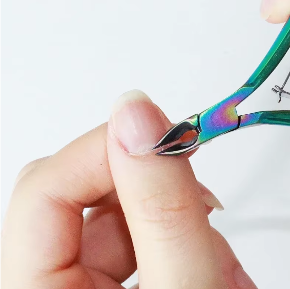 Cuticle Cutter