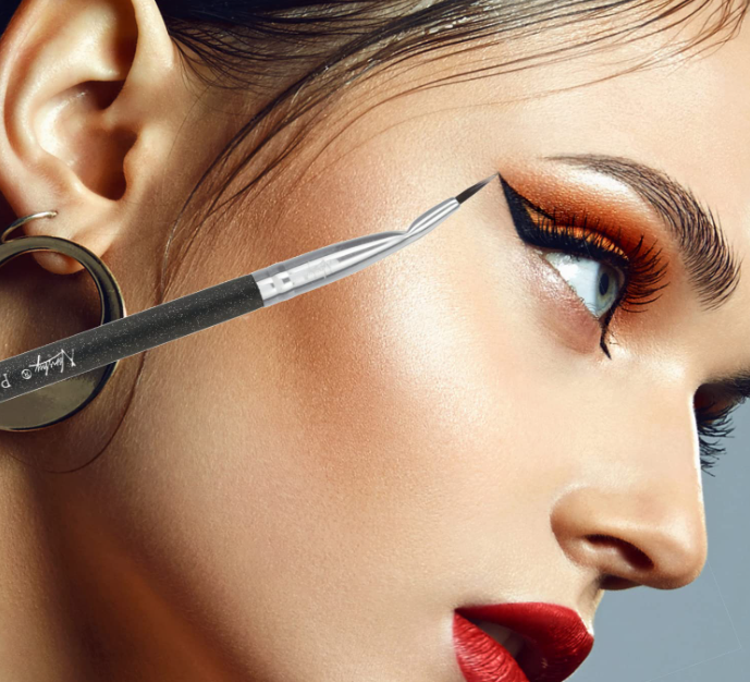 Eyeliner Brush Bent